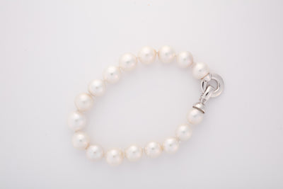 Baroque White Pearl Bracelet