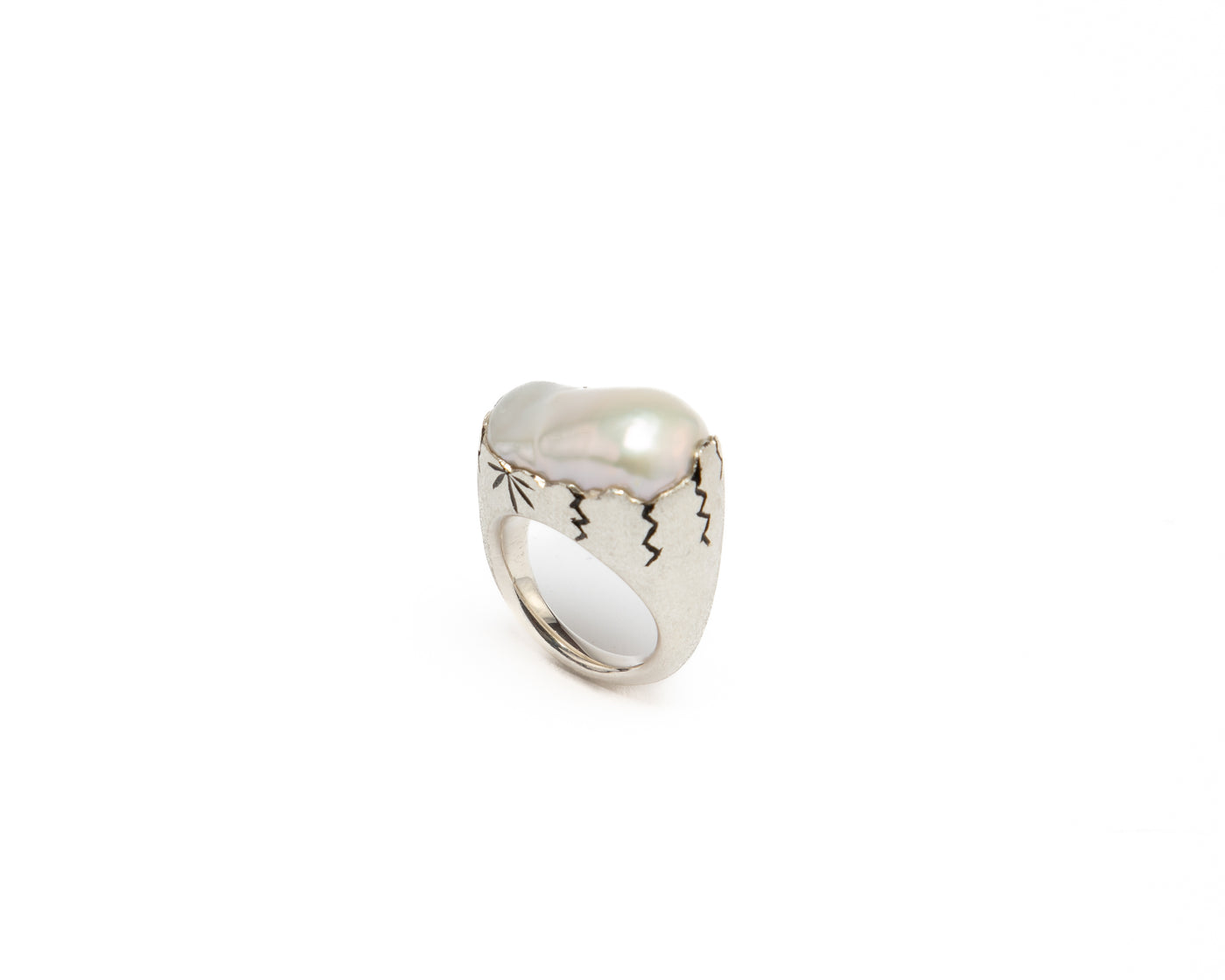 Baroque Pearl Ring - Creamy White