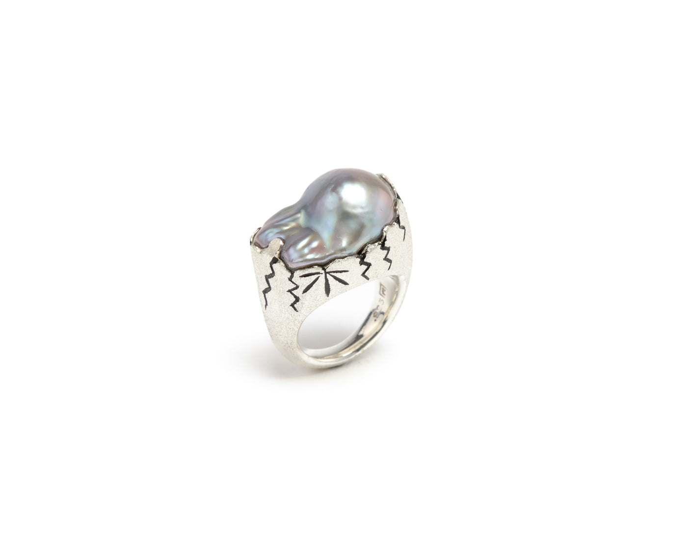 Baroque ‘baby’ Pinky Pearl Ring - Black/Purple